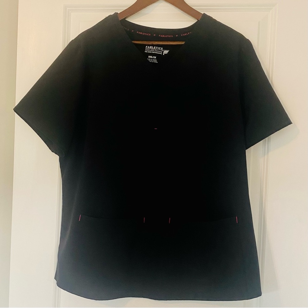 Scrub top Fabletics size 2xl